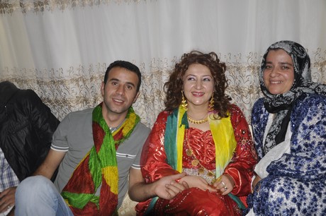 Yüksekova Güncel İmtiyaz Sahibi Cahit Yiğitin  kardeşi Hakim Yiğit yapılan görkemli bir törenle dünya evine girdi.