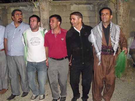 Yüksekova Güncel İmtiyaz Sahibi Cahit Yiğitin  kardeşi Hakim Yiğit yapılan görkemli bir törenle dünya evine girdi.