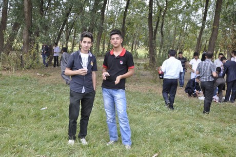 Yüksekova Güncel İmtiyaz Sahibi Cahit Yiğitin  kardeşi Hakim Yiğit yapılan görkemli bir törenle dünya evine girdi.