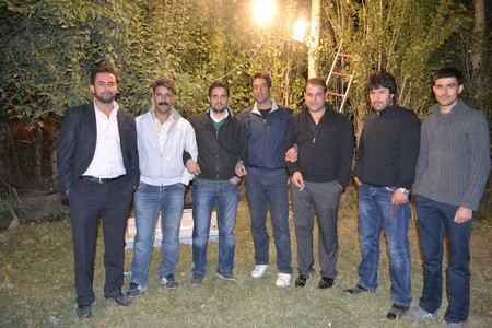 Hakkari'nin Yüksekova ilçesinde 08-09-10.2011 Ekim Dünya evine giren bazı çiftlerimizi sizler için sayfamıza taşıdık. Yüksekova Güncel ailesi olarak tüm çiftlerimize mutluluklar dileriz.