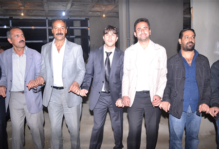 Hakkari'nin Yüksekova ilçesinde 15-16-10.2011 Ekim Dünya evine giren bazı çiftlerimizi sizler için sayfamıza taşıdık. Yüksekova Güncel ailesi olarak tüm çiftlerimize mutluluklar dileriz.