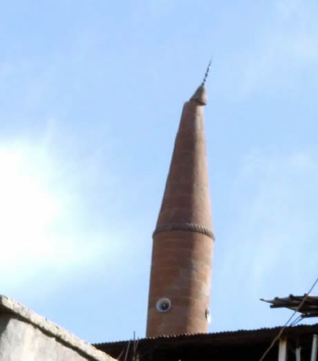 Van bugün saat 13.41'de Richter ölçeğine göre 7,2 büyüklüğünde Van merkezli depremle sarsıldı. 