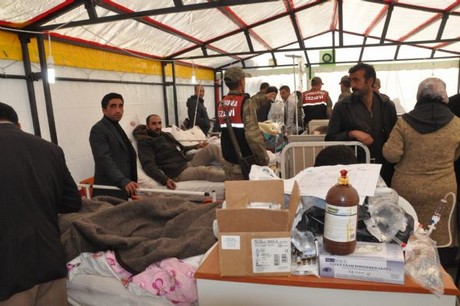 Deprem bölgesinde sabah saatleri 
