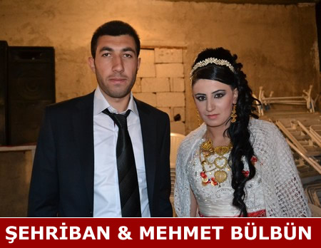 Hakkari'nin Yüksekova ilçesinde 22-23-10.2011 Ekim Dünya evine giren bazı çiftlerimizi sizler için sayfamıza taşıdık. Yüksekova Güncel ailesi olarak tüm çiftlerimize mutluluklar dileriz.