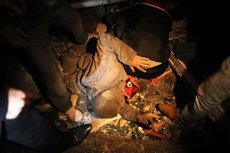 Merkez üssü Van'ın Edremit ilçesi olan 5.6 büyüklüğünde bir deprem meydana geldi. Depremde 5 katlı bir otel yıkıldı.