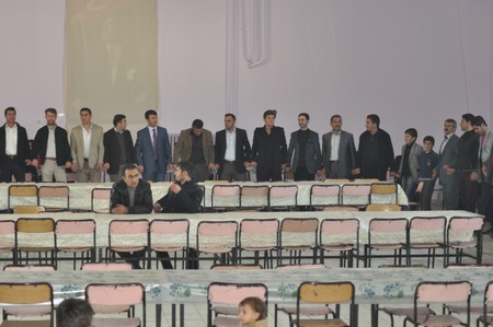 Hakkari'nin Yüksekova ilçesinde 12-13-11.2011 Kasım Dünya evine giren bazı çiftlerimizi sizler için sayfamıza taşıdık. Yüksekova Güncel ailesi olarak tüm çiftlerimize mutluluklar dileriz.