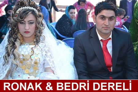 Hakkari'nin Yüksekova ilçesinde 19-20-11.2011 Kasım Dünya evine giren bazı çiftlerimizi sizler için sayfamıza taşıdık. Yüksekova Güncel ailesi olarak tüm çiftlerimize mutluluklar dileriz.