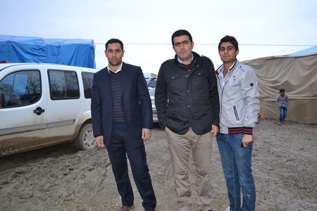 Hakkari'nin Yüksekova ilçesinde 19-20-11.2011 Kasım Dünya evine giren bazı çiftlerimizi sizler için sayfamıza taşıdık. Yüksekova Güncel ailesi olarak tüm çiftlerimize mutluluklar dileriz.