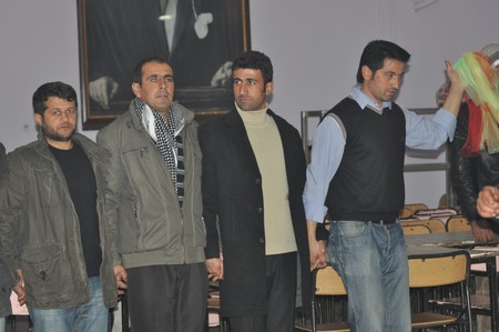 Hakkari'nin Yüksekova ilçesinde 19-20-11.2011 Kasım Dünya evine giren bazı çiftlerimizi sizler için sayfamıza taşıdık. Yüksekova Güncel ailesi olarak tüm çiftlerimize mutluluklar dileriz.