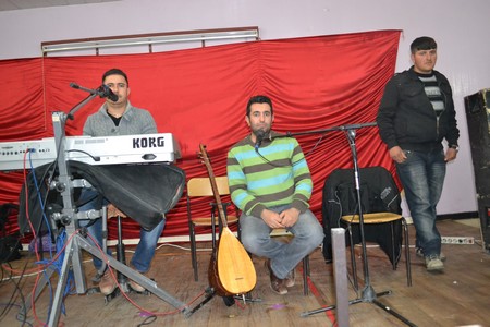 Hakkari'nin Yüksekova ilçesinde 19-20-11.2011 Kasım Dünya evine giren bazı çiftlerimizi sizler için sayfamıza taşıdık. Yüksekova Güncel ailesi olarak tüm çiftlerimize mutluluklar dileriz.