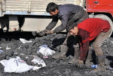 Depremin üzerinden 1 ay geçti ama acısı geçmedi 