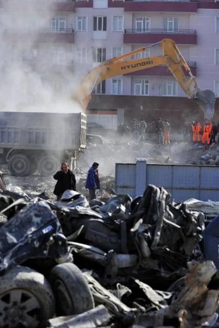 Depremin üzerinden 1 ay geçti ama acısı geçmedi 