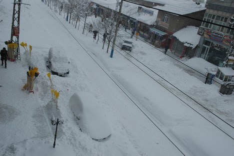 Yüksekova Kar Altında