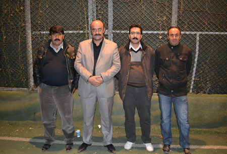 Hakkari'nin Yüksekova ilçesinde 103-04-12.2011 Aralık. Dünya evine giren bazı çiftlerimizi sizler için sayfamıza taşıdık. Yüksekova Güncel ailesi olarak tüm çiftlerimize mutluluklar dileriz.