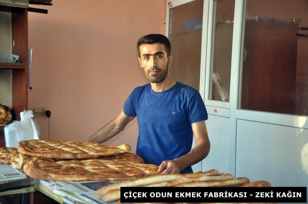 Tüm halkımızın, esnaf ve tüccarımızın mübarek Ramazan Bayramını kutlar, ülkemizde ve dünyada savaştan, eşitsizlikten ve adaletsizlikten uzak günler temennisi ile huzura, kardeşliğe ve barışa vesile olmasını dilerim.