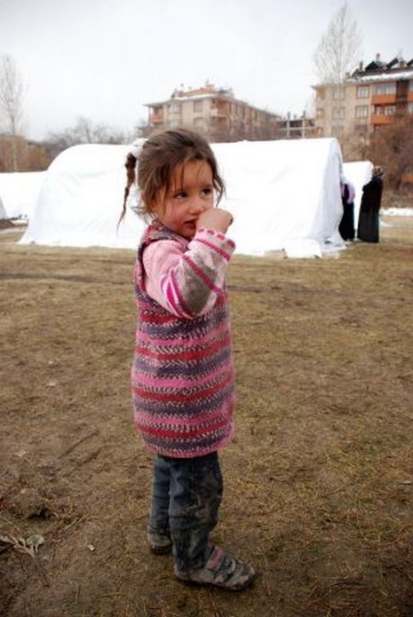 Vanda Gönüllülerin Kurduğu Çadır Kentten Görüntüler./ Bianet