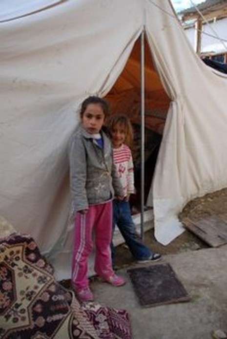 Vanda Gönüllülerin Kurduğu Çadır Kentten Görüntüler./ Bianet