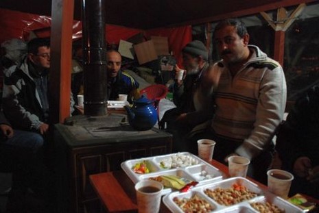 Vanda Gönüllülerin Kurduğu Çadır Kentten Görüntüler./ Bianet