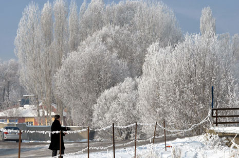 Yüksekova'da kış resimleri Yaşar Kaplan'ın objektiflerinden kareler