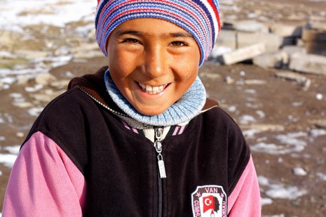 Aynı acılarla iki ayrı kent iki ayrı tutum