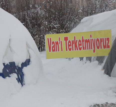 Aynı acılarla iki ayrı kent iki ayrı tutum