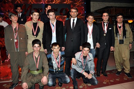 Yüksekova Lisesi Moral Gecesi