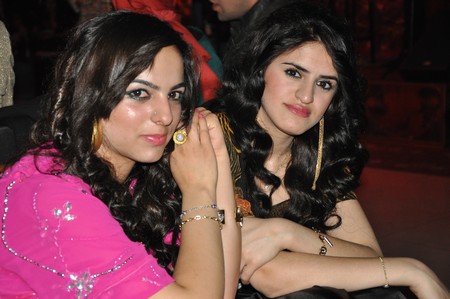 Yüksekova Lisesi Moral Gecesi