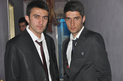 Hakkari'nin Yüksekova İlçesinde Özel Kanıt Dershanesi Öğrenciler Moral Depoladı.