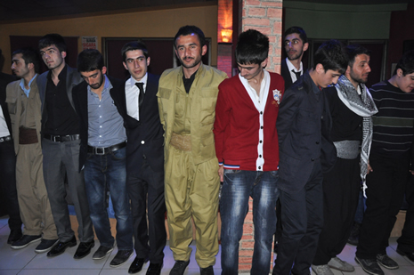 Hakkari'nin Yüksekova İlçesinde Özel Kanıt Dershanesi Öğrenciler Moral Depoladı.