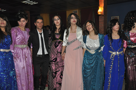 Hakkari'nin Yüksekova İlçesinde Özel Kanıt Dershanesi Öğrenciler Moral Depoladı.