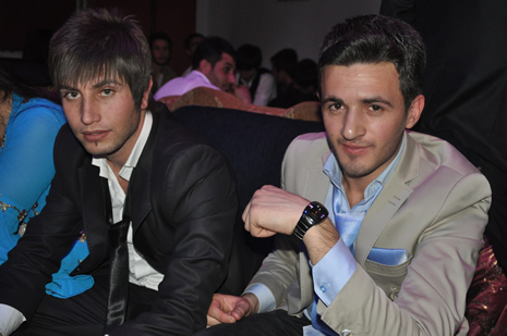 Hakkari'nin Yüksekova İlçesinde Özel Kanıt Dershanesi Öğrenciler Moral Depoladı.