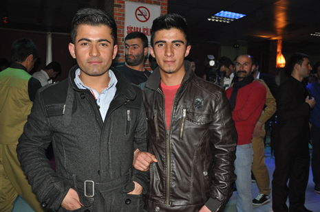 Hakkari'nin Yüksekova İlçesinde Özel Kanıt Dershanesi Öğrenciler Moral Depoladı.