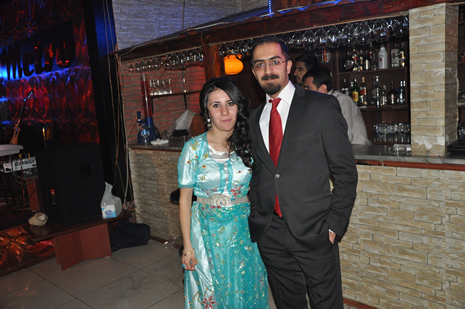 Hakkari'nin Yüksekova İlçesinde Özel Kampüs Dershanesi öğrencileri stres attı.