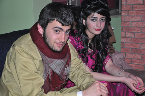 Hakkari'nin Yüksekova İlçesinde Özel Kampüs Dershanesi öğrencileri stres attı.