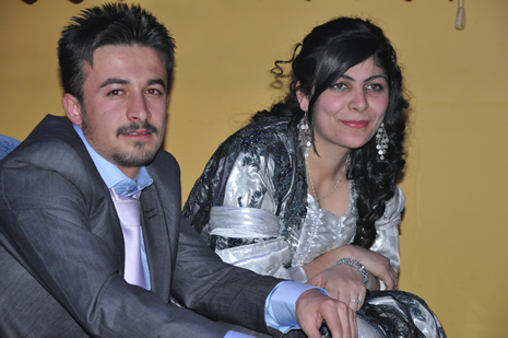 Hakkari'nin Yüksekova İlçesinde Özel Kampüs Dershanesi öğrencileri stres attı.