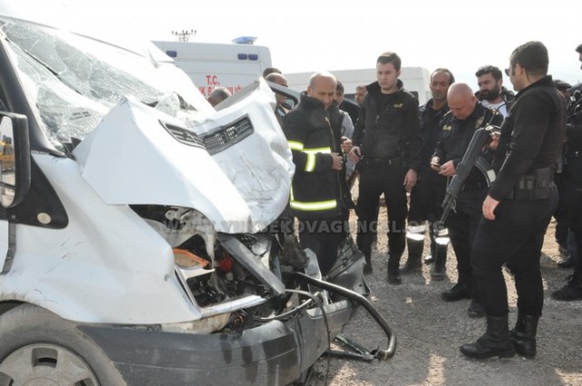 RESİMLERİN ÜZERİNE TIKLAYIN...