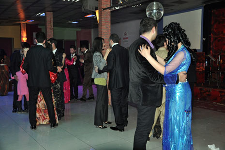 Deneyim Dershanesi Moral Gecesi