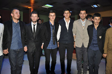 Deneyim Dershanesi Moral Gecesi