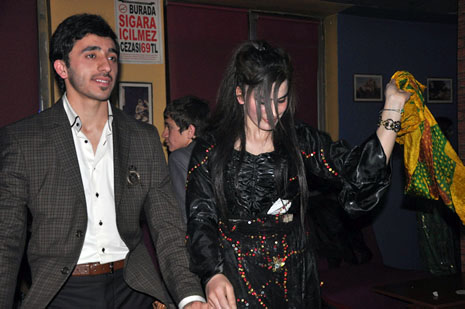 Deneyim Dershanesi Moral Gecesi