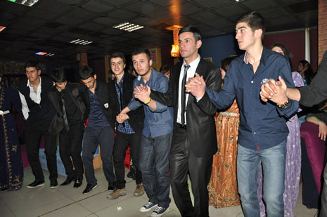 Deneyim Dershanesi Moral Gecesi