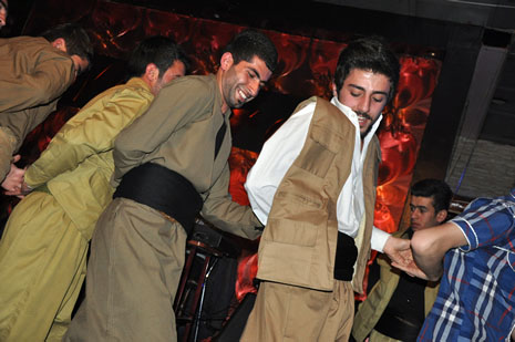 Deneyim Dershanesi Moral Gecesi