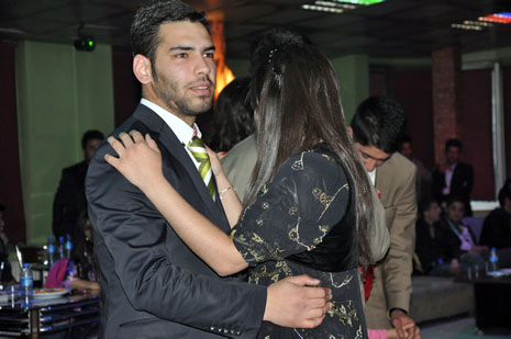 Deneyim Dershanesi Moral Gecesi