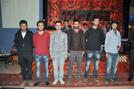 Hakkari'nin Yüksekova ilçesinde Atatürk Lisesi Öğrencileri Sınav öncesi Moral Gecesi Düzenledi. Fotoğraflar: Yaşar KAPLAN