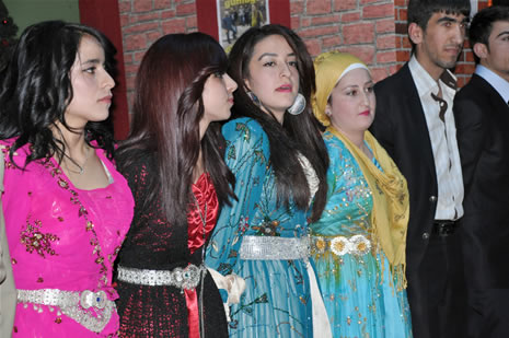 Hakkari'nin Yüksekova ilçesinde Atatürk Lisesi Öğrencileri Sınav öncesi Moral Gecesi Düzenledi. Fotoğraflar: Yaşar KAPLAN