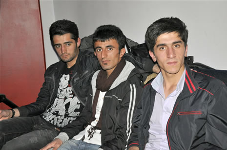 Hakkari'nin Yüksekova ilçesinde Atatürk Lisesi Öğrencileri Sınav öncesi Moral Gecesi Düzenledi. Fotoğraflar: Yaşar KAPLAN