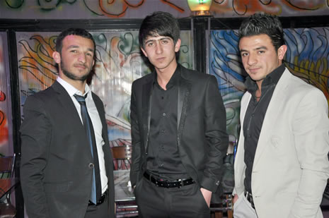 Hakkari'nin Yüksekova ilçesinde Atatürk Lisesi Öğrencileri Sınav öncesi Moral Gecesi Düzenledi. Fotoğraflar: Yaşar KAPLAN