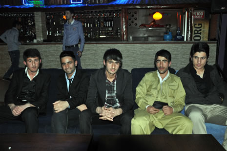 Hakkari'nin Yüksekova ilçesinde Atatürk Lisesi Öğrencileri Sınav öncesi Moral Gecesi Düzenledi. Fotoğraflar: Yaşar KAPLAN