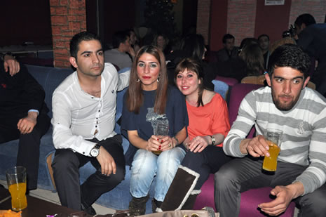 Hakkari'nin Yüksekova ilçesinde Atatürk Lisesi Öğrencileri Sınav öncesi Moral Gecesi Düzenledi. Fotoğraflar: Yaşar KAPLAN