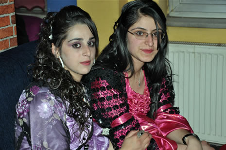 Hakkari'nin Yüksekova ilçesinde Atatürk Lisesi Öğrencileri Sınav öncesi Moral Gecesi Düzenledi. Fotoğraflar: Yaşar KAPLAN