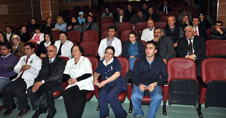 Hakkarinin Yüksekova ilçesinde 40 yıl 3 ay görev yapan Gülseren Macit veda töreni ile emekliğe ayrıldı.